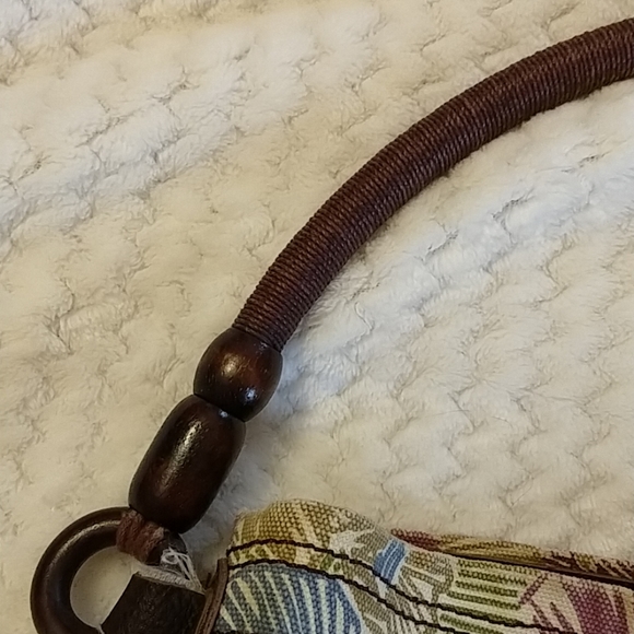 Fossil Floral Canvas Shoulder Bag - Picture 5 of 8